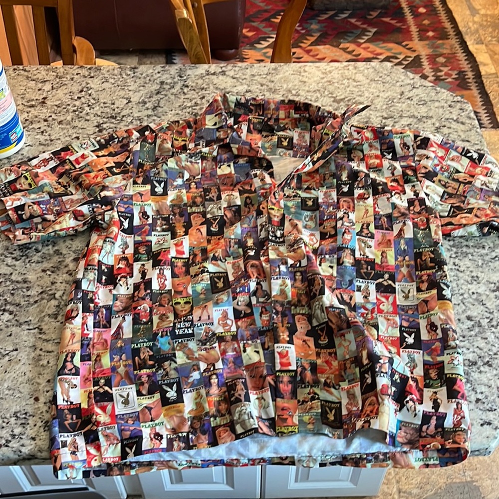 Mens XL playboy short sleeve button down